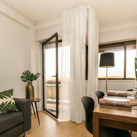 Aposentus - Elegant Functionality Porto Downtown Apartment Luaran gambar