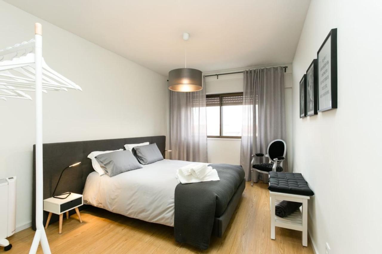 Aposentus - Elegant Functionality Porto Downtown Apartment Luaran gambar