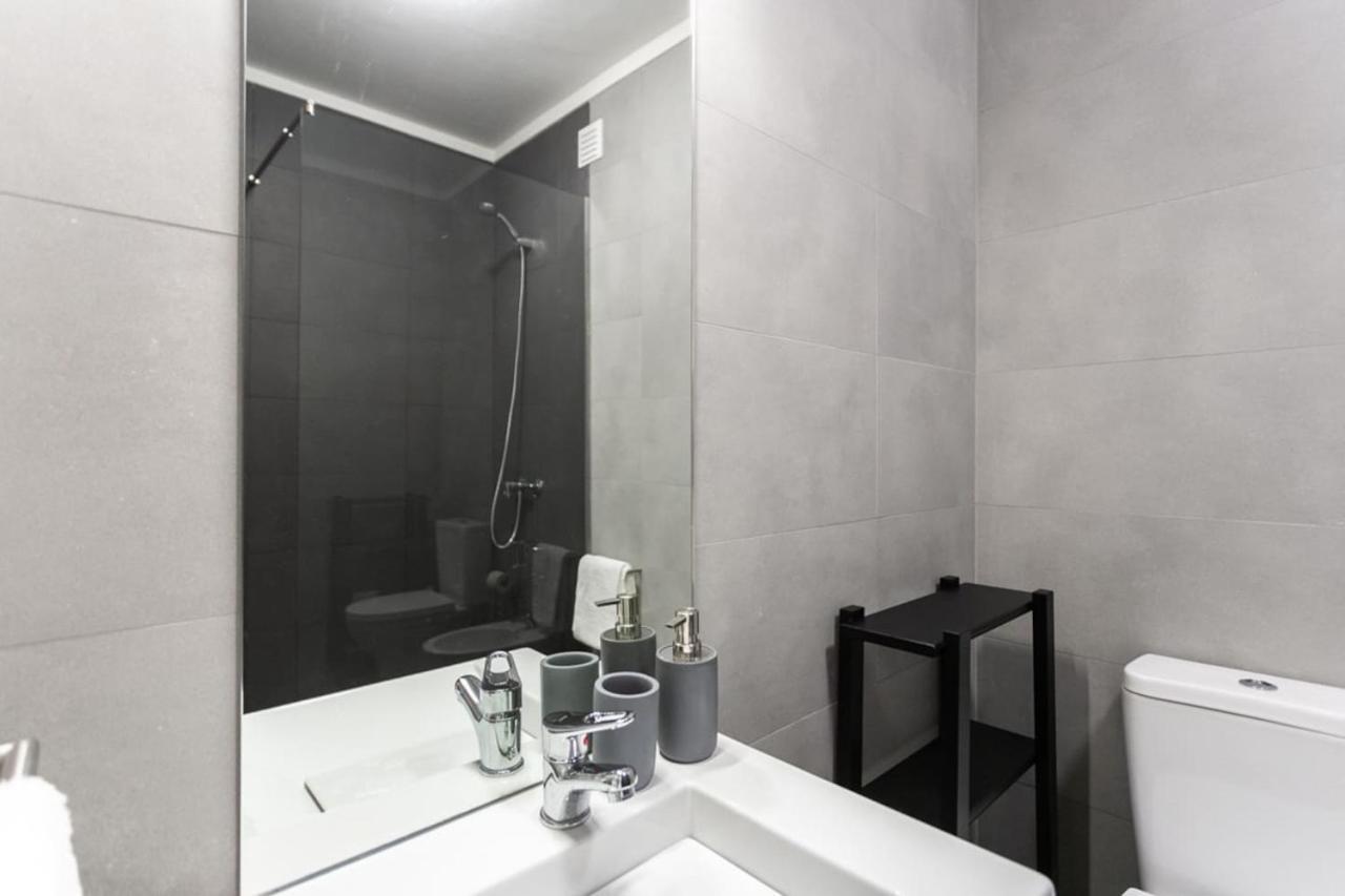Aposentus - Elegant Functionality Porto Downtown Apartment Luaran gambar