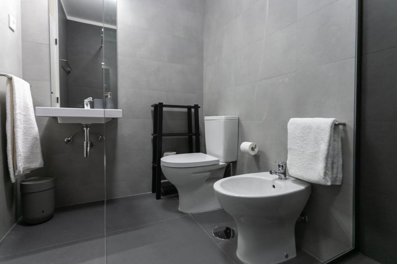 Aposentus - Elegant Functionality Porto Downtown Apartment Luaran gambar
