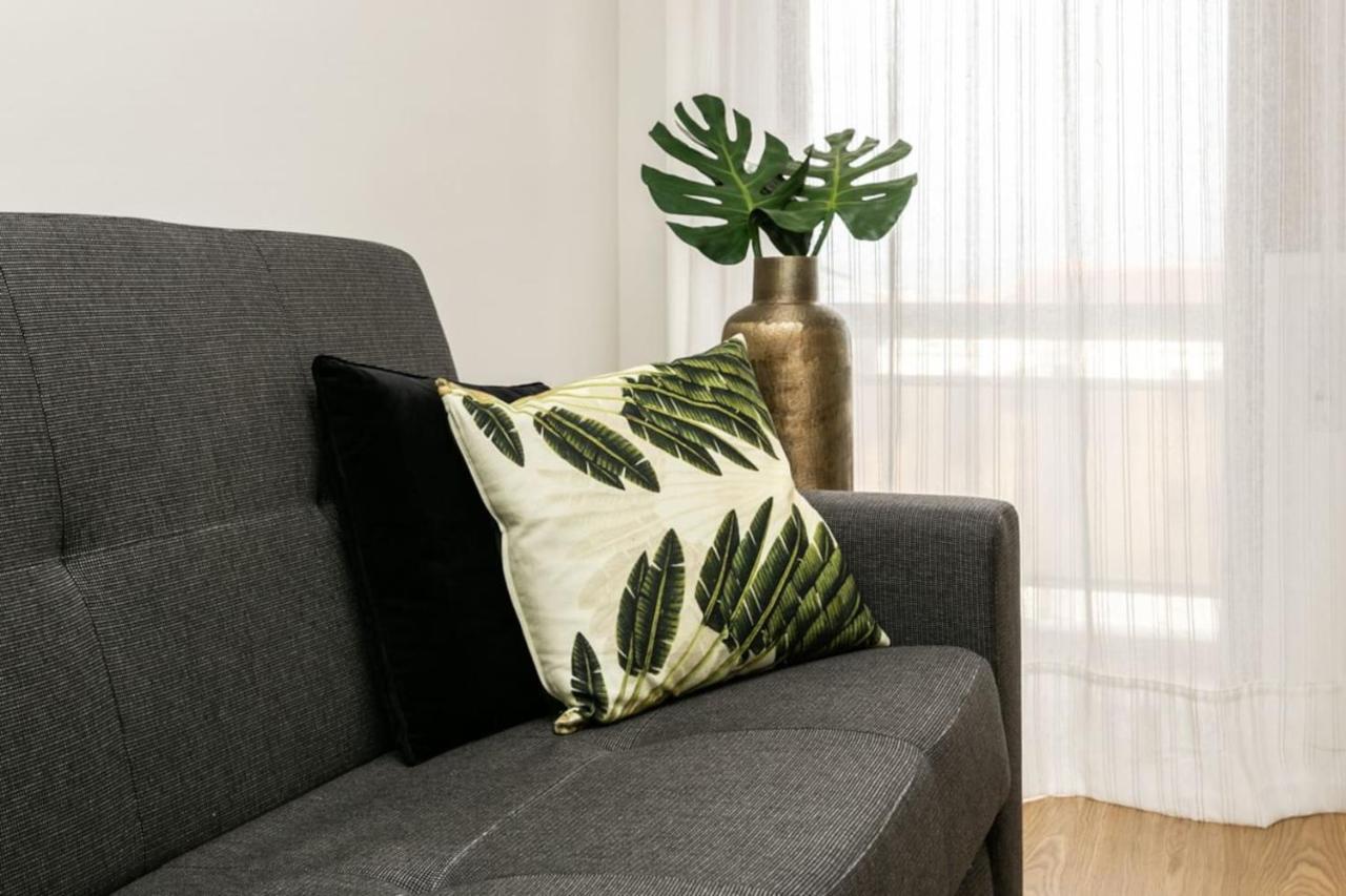 Aposentus - Elegant Functionality Porto Downtown Apartment Luaran gambar